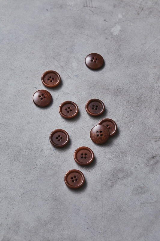 MeetMILK® Corozo Dish Button in Pecan (20mm)