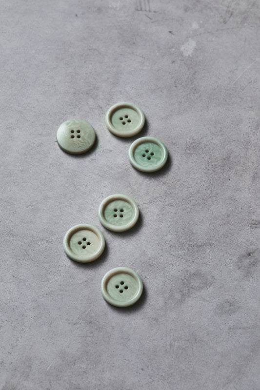 MeetMILK® Corozo Dish Button in Soft Mint (25mm)