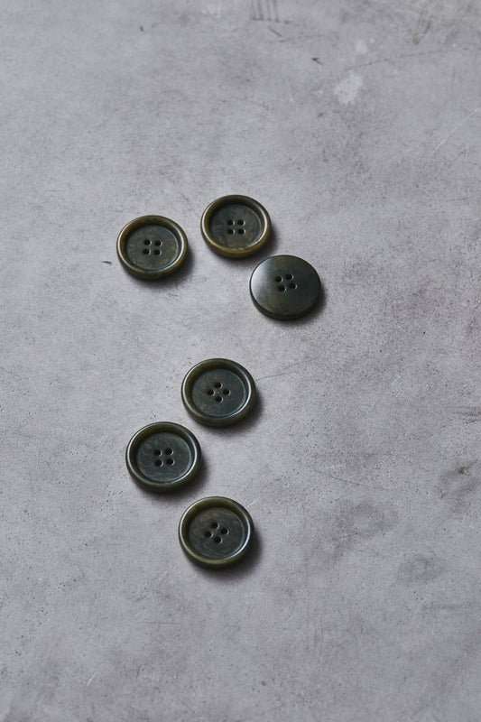 MeetMILK® Corozo Dish Button in Khaki (25mm)