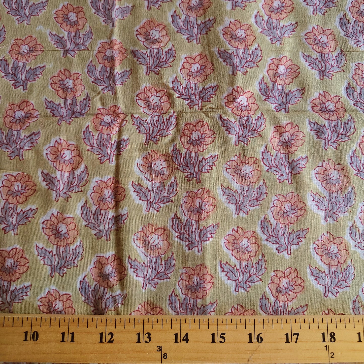 Motif Floral Block-Printed Cotton in Green