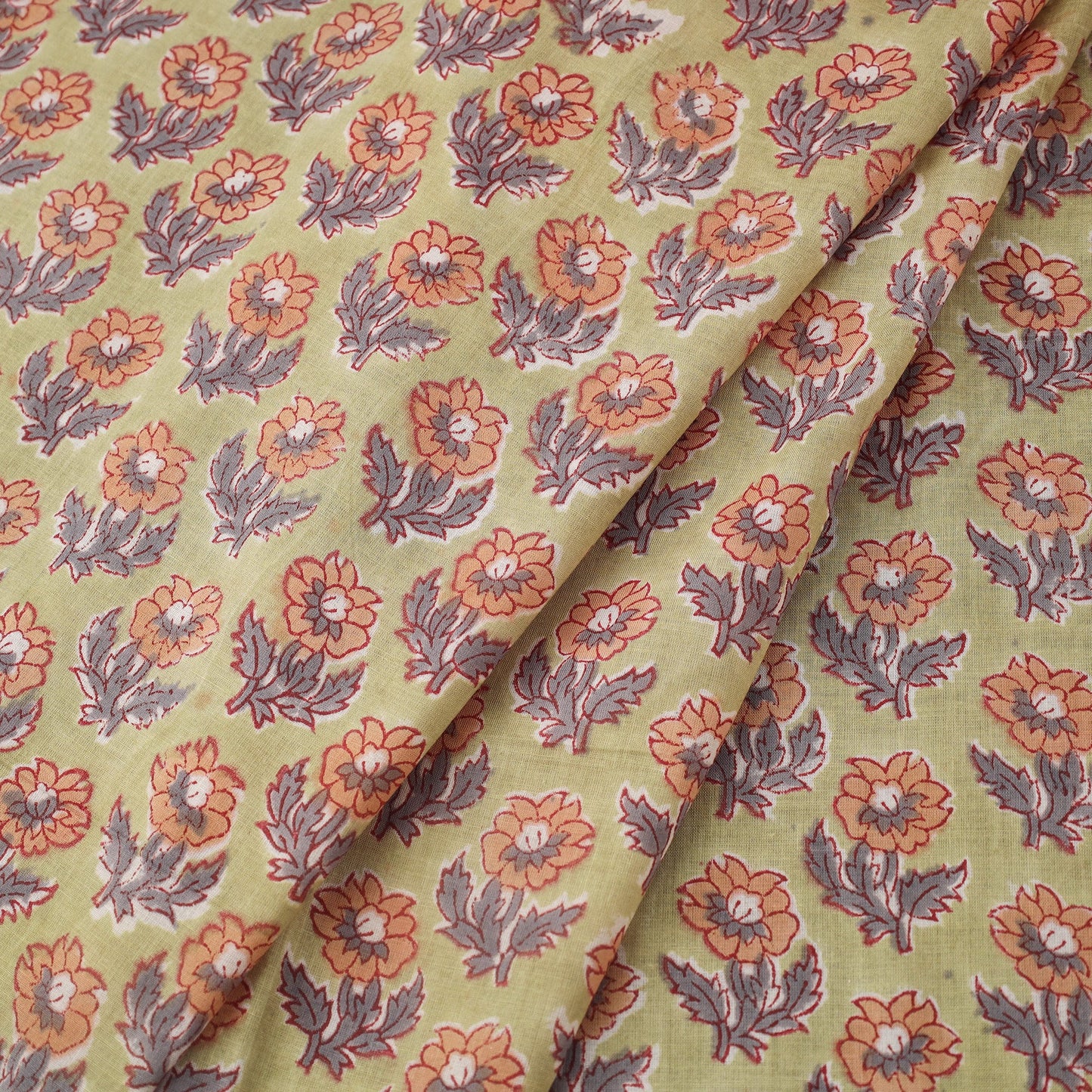 Motif Floral Block-Printed Cotton in Green