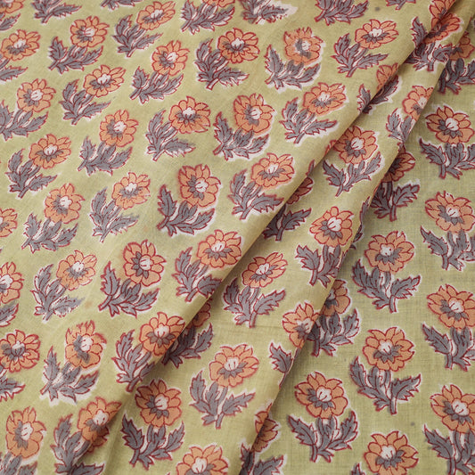 Motif Floral Block-Printed Cotton in Green
