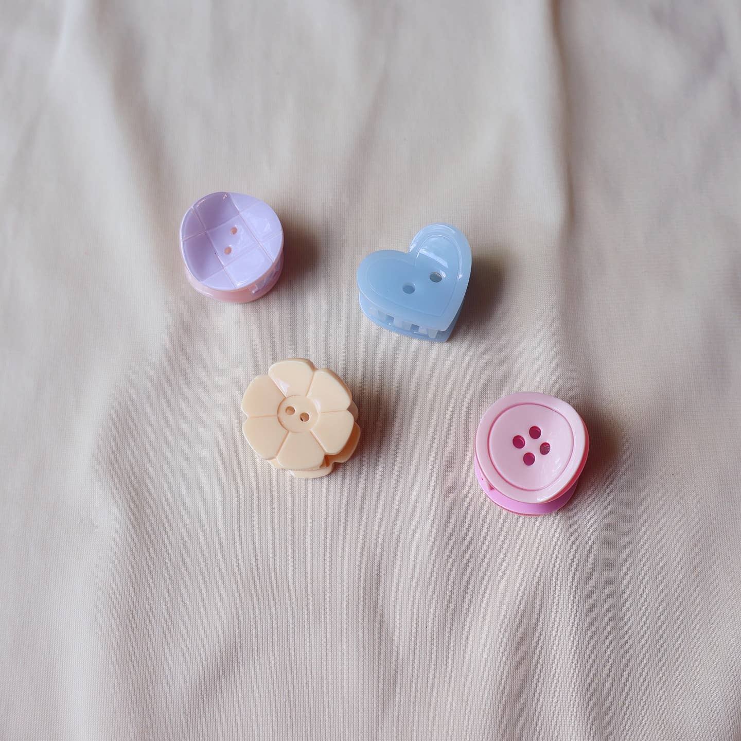 Hey Ricochet Button Mini Claw Hair Clip Set of 4