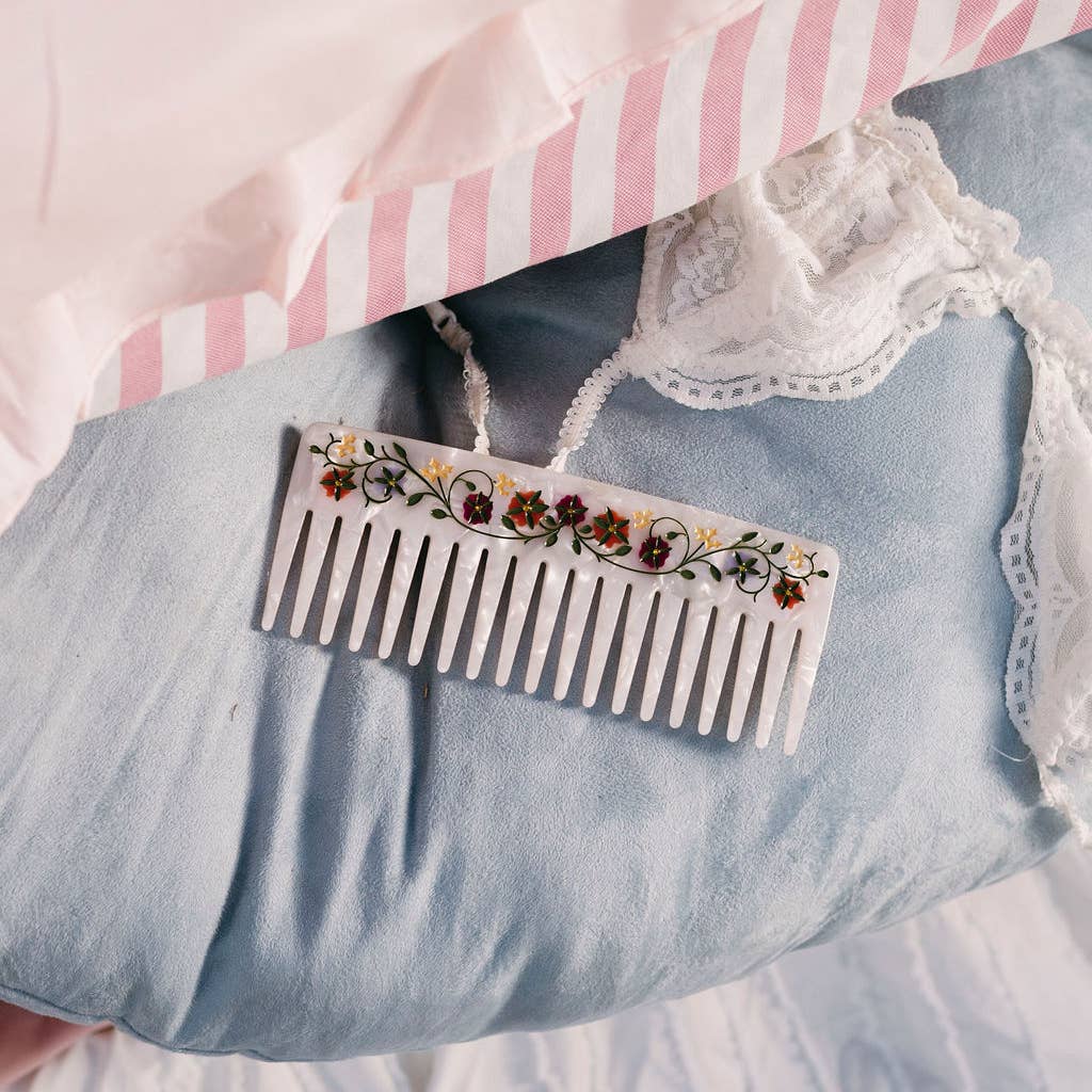 Hey Ricochet Manuscript Border Comb